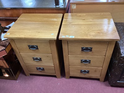 Lot 1572 - Pair of Oak Bedside Chests, with tree small...