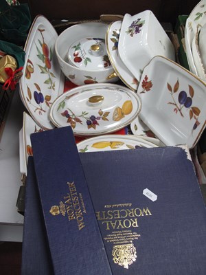 Lot 1054 - Royal Worcester 'Evesham' Oven-To Table...