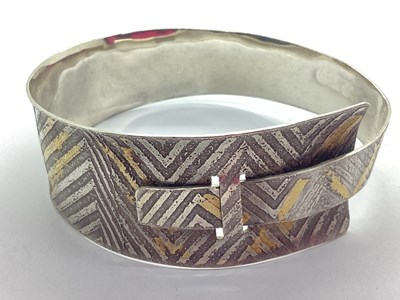 Lot 126 - A Hallmarked Silver Modernist Style Bangle,...