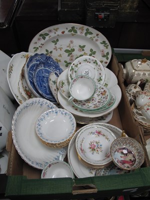 Lot 1055 - Paragon 'Tay San', Royal Albert 'Memory Lane',...
