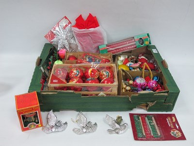 Lot 1409 - Xmas Decorations Including Vintage Baubles,...