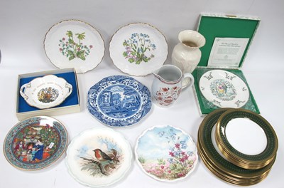 Lot 1303 - Spode Royal Windsor China Plates (15),...