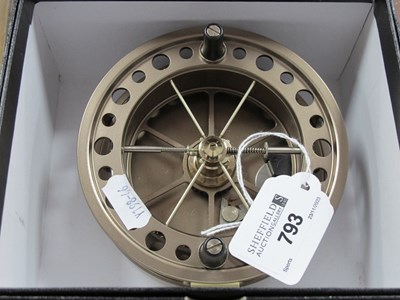 Lot 793 - J W Young & Sons Purist II 4.5" Centrepin Reel,...