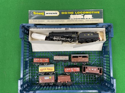 Lot 494 - A boxed Wrenn 00 gauge 8F locomotive in LMS...