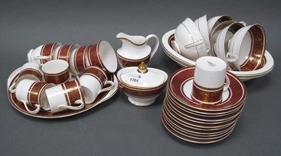 Lot 1164 - Royal Doulton 'Buckingham' Table China of 32...