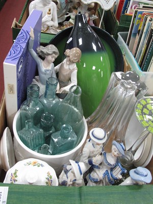 Lot 1092 - Lladro 5256 Figure Group (repaired), four...