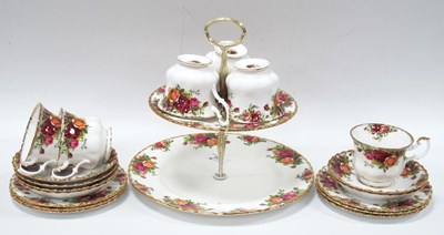 Lot 1246 - Royal Albert 'Old Country Roses', six side...