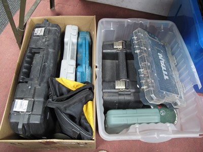 Lot 1136 - Dewalt Drill, Titan drill bits, Erbauer sander,...