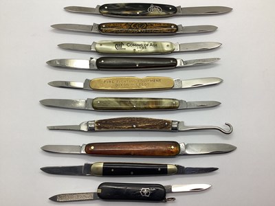 Lot 327 - A Collection of Folding Pocket Knives,...