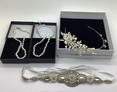 Lot 61 - Ex Bridal Boutique Freshwater Pearl Tiara,...