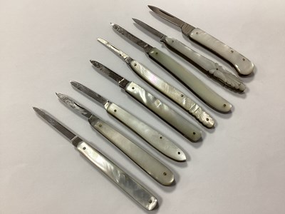 Lot 393 - Collection of Single Blade Folding Pocket...