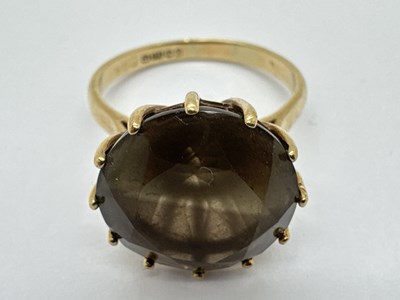 Lot 47 - A 9ct Gold Vintage Style Single Stone Ring,...