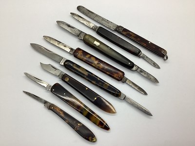 Lot 333 - A Collection of Assorted Antique and Later...