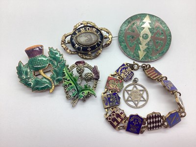 Lot 177 - A Small Collection of Antique and Later...