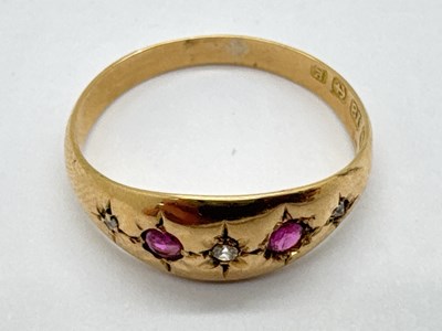 Lot 56 - An Antique 18ct Gold Five Stone Ring,...