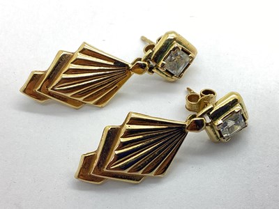 Lot 105 - A Pair of Art Deco Style Single Stone Drop...
