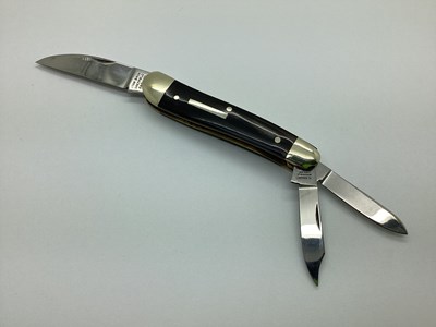 Lot 607 - Stan Shaw (Sheffield); Three Blade Folding...