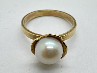 Lot 86 - A Freshwater Pearl Bead Inset Dress Ring,...