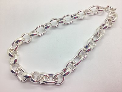 Lot 185 - A Modern Statement Link Necklace, alternate...