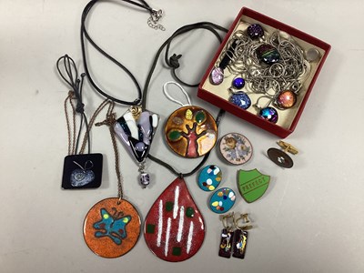 Lot 191 - A Collection of Studio Enamel Style Jewellery,...
