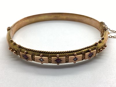 Lot 103 - An Edwardian 9ct Chester Gold Five Stone...