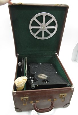 Lot 1442 - Specto 9.5mm Projector with Accessories in Case.