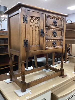 Lot 1535 - XX Century Oak Cabinet, with a gothic style...