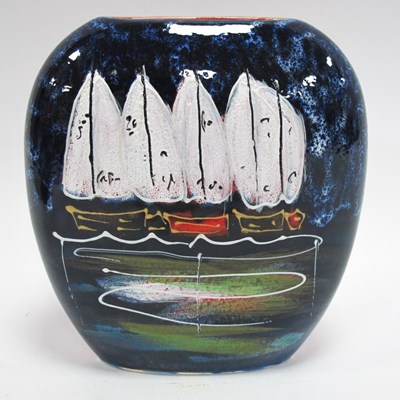Lot 1175 - Anita Harris 'Yacht' Purse Vase, gold signed,...