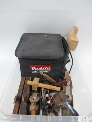 Lot 1034 - Tools - Makita TD127D and HP457D Drills (no...