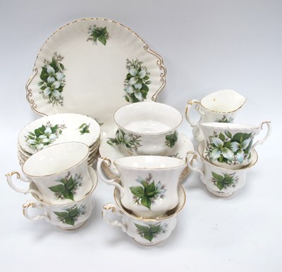 Lot 1167 - Royal Albert Trillium part tea service...