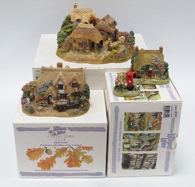 Lot 1304 - Lilliput Lane 'Summer at Cockington Forge'...