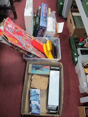 Lot 1123 - Matchbox Streak Racing, public phone, robotix,...