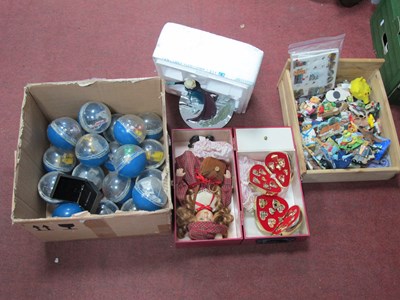 Lot 1138 - Disney Frozen Coronation Day Figure, doll,...