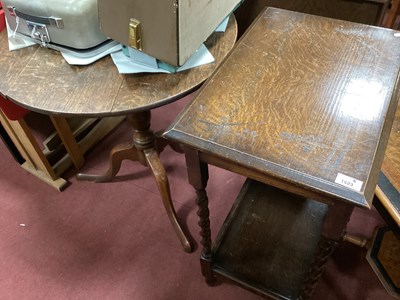 Lot 1523 - XVIII Century Oak Pedestal Table with a...