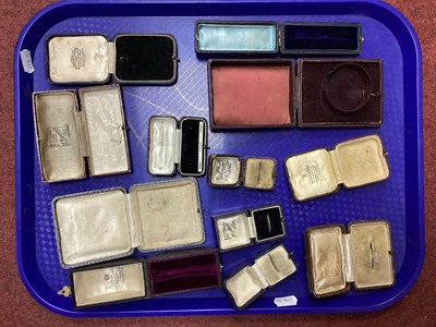 Lot 18 - A Selection of Assorted Antique and Vintage...