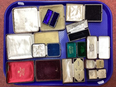 Lot 56 - A Selection of Assorted Antique and Vintage...