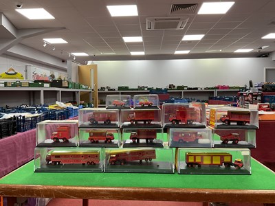 Lot 367 - Fourteen Hornby 1:76 Scale Diecast Model...