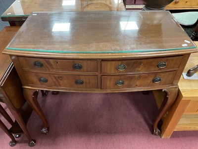 Lot 1609 - XX Century Mahogany Bow Fronted Cutlery Chest...
