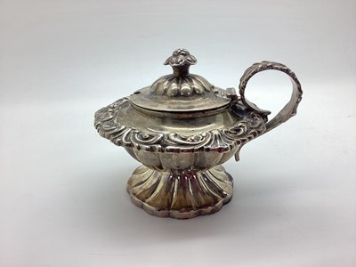 Lot 92 - A Decorative William IV Hallmarked Silver...