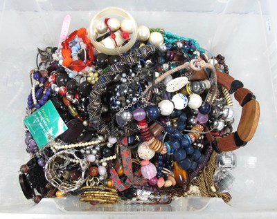 Lot 1083 - A Mixed Lot of Assorted Modern Costume...