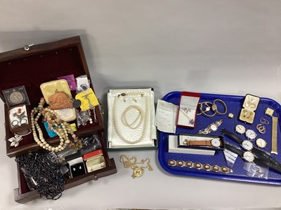Lot 52 - A Collection of Assorted Costume Jewellery,...