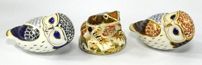 Lot 1065 - A Royal Crown Derby Porcelain Paperweight 'Old...