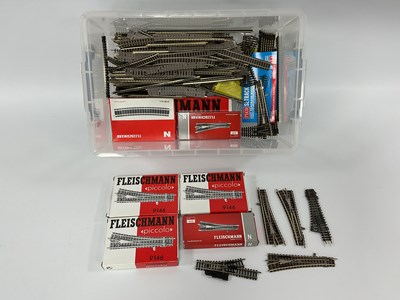 Lot 646 - A quantity of N gauge track by Fleischmann,...