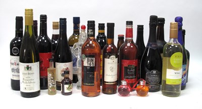 Lot 1546 - Mixed Assortment - A Large Mixed Assortment of...