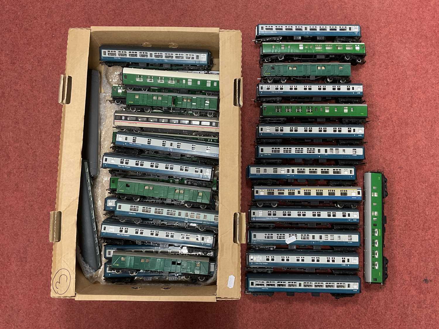 Lot 486 - Approximately Thirty Five OO Gauge Coaches by...