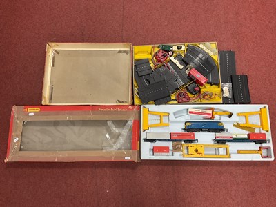 Lot 647 - A Triang Hornby OO Gauge Freightliner Train...