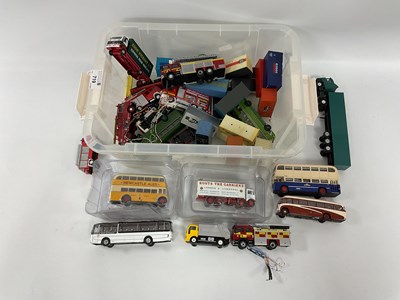 Lot 719 - A quantity of loose 1:76 / 1:87 Diecast and...