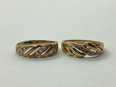 Lot 26 - A 9ct Gold Openwork Twist Design Ring, with...
