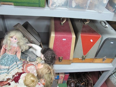 Lot 1255 - Three cased sewing machines Seamstress...
