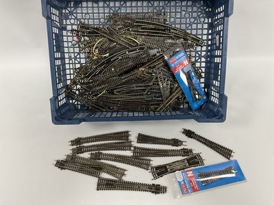 Lot 596 - Approximately eighty N gauge points by Peco,...